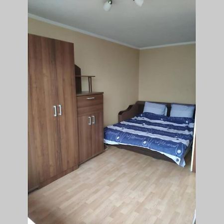 Small Apartment For 2 Kiew Exterior foto